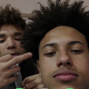 Meet your Posher, Tienne